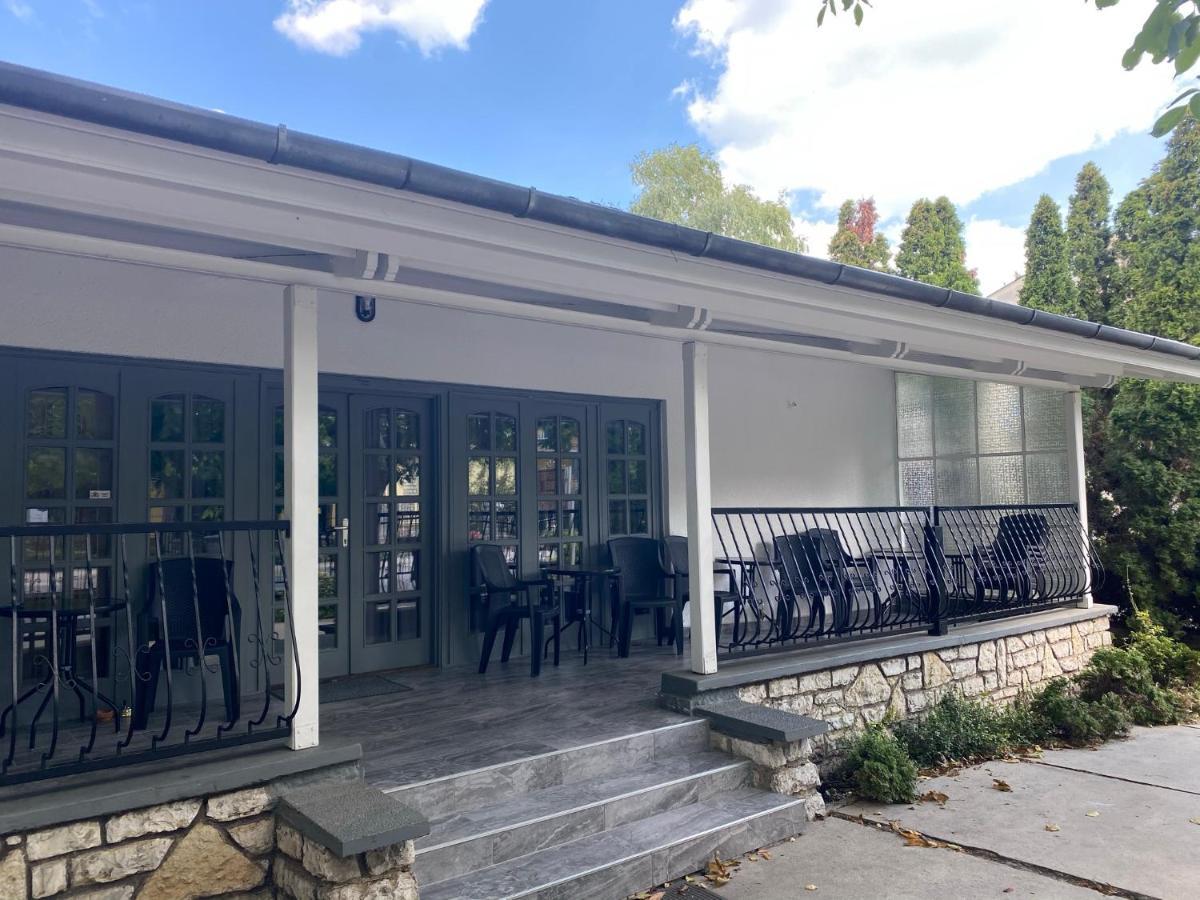 Holiday Apartmanhaz Balatonfüred Eksteriør bilde